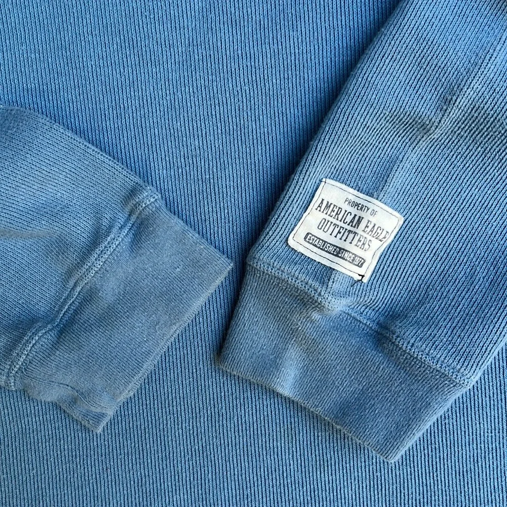 🧵Y2K American Eagle vneck sweater🧵 - Picture 3 of 7